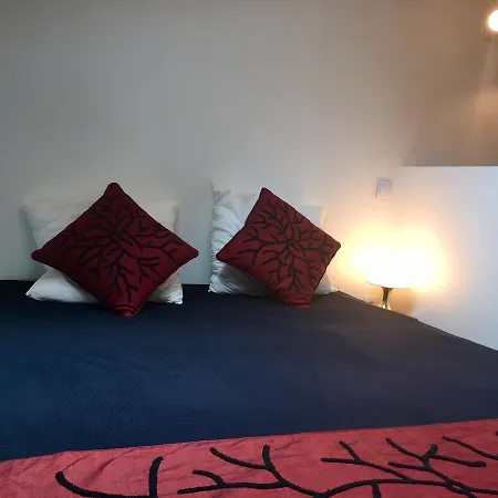 Elizalde Apartment